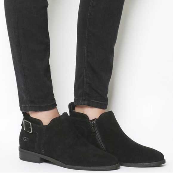 UGG Kelsea Suede Low Heel Bootie Black Side Buckle Size 7 - Picture 1 of 9